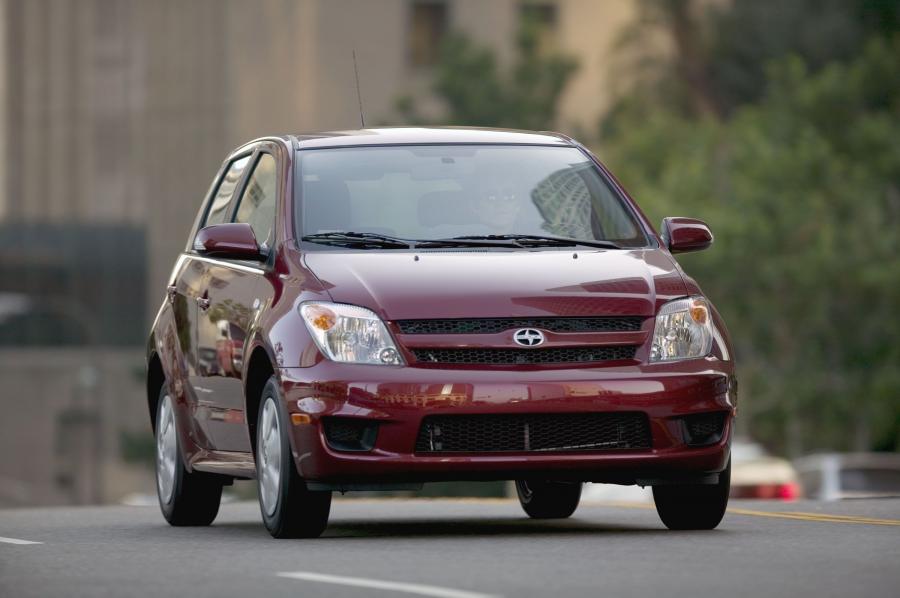  Scion xA 2006 года  (фото 11 из 21)
